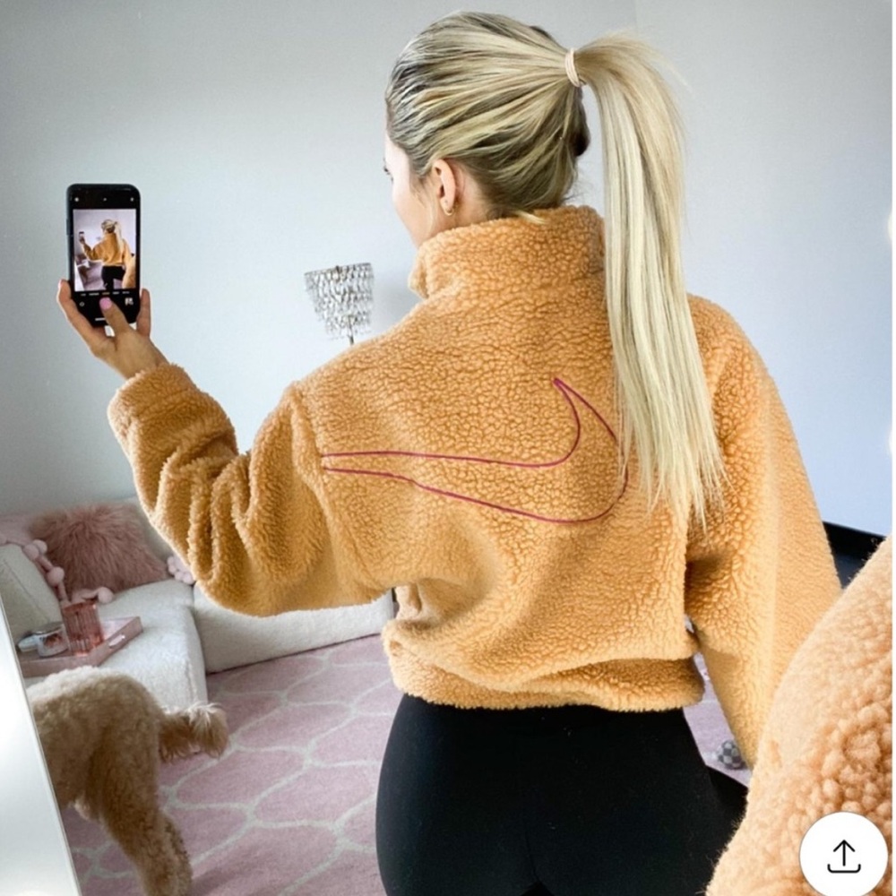 NIKE SHERPA SWOOSH JACKET